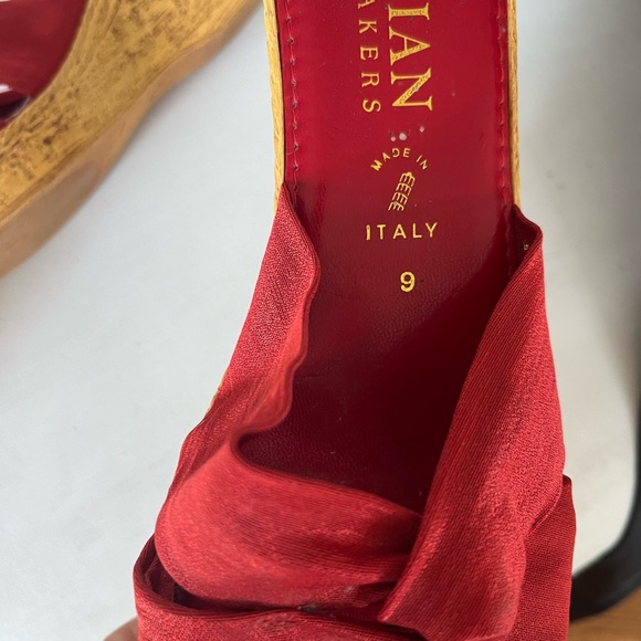 Wedge RED shoes with cork heel by Italian Shoemakers size 9. Worn once. - Picture 5 of 6